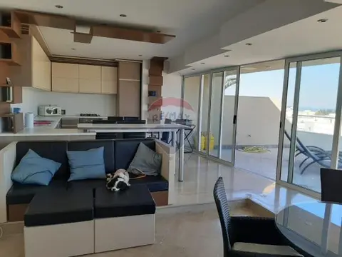 2 bedroom Penthouse to rent in Naxxar