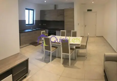 4 bedroom Apartment to rent in Sliema
