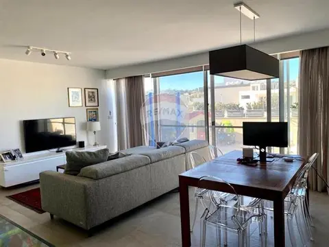 2 bedroom Penthouse to rent in Swieqi
