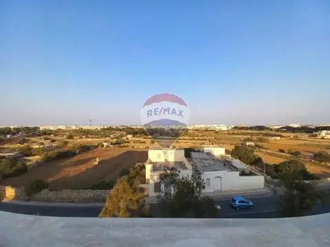 3 bedroom Apartment to rent in Fgura