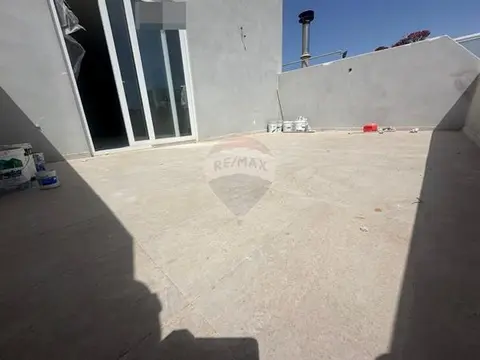 2 bedroom Penthouse for sale in Birzebbuga