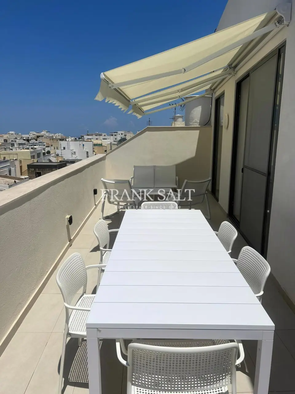 Sliema, Penthouse