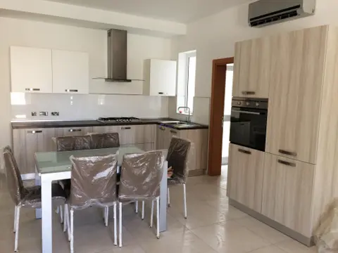 3 bedroom Maisonette to rent in Swieqi
