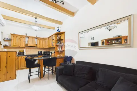 2 Bedroom House of Character For Sale in Zejtun