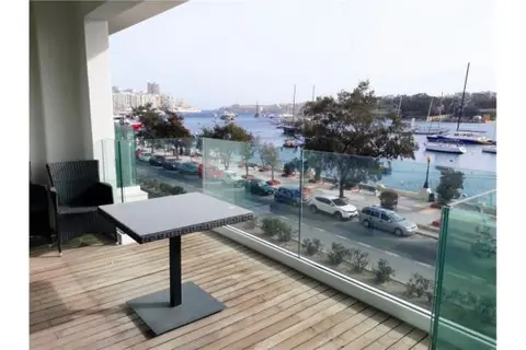 3 bedroom Apartment to rent in Sliema