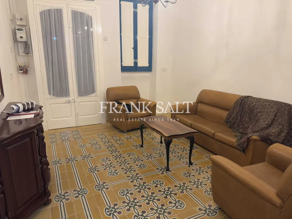Luqa, Furnished Townhouse