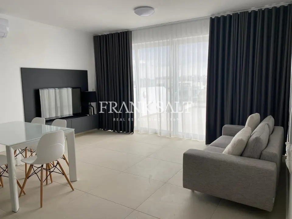 Swieqi, Furnished Penthouse