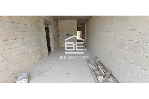 3 Bedroom Penthouse For Sale in Paola