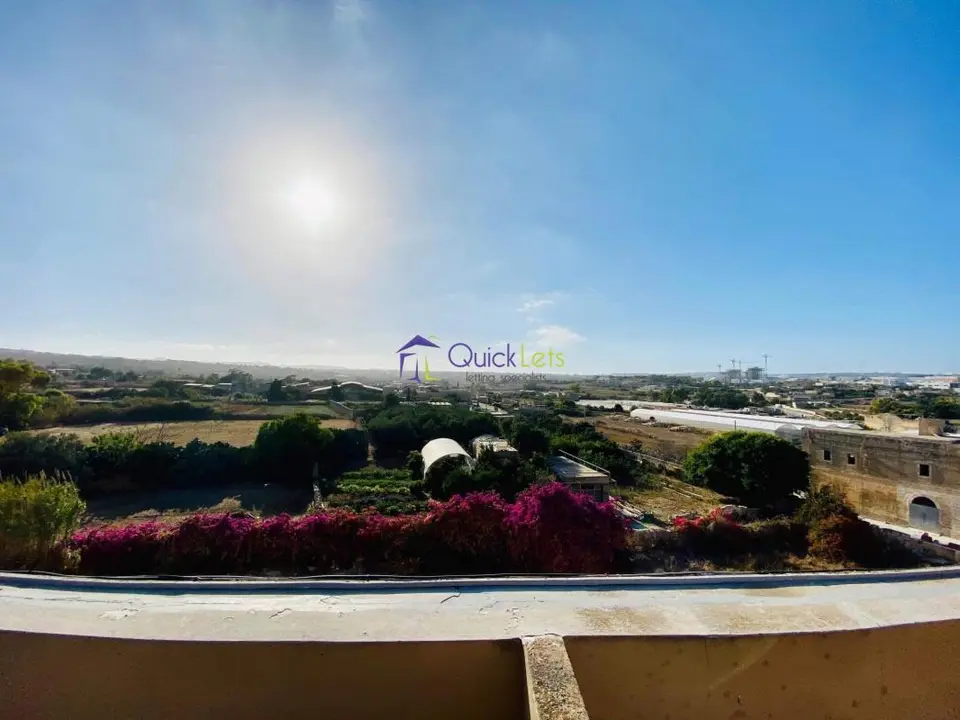 3 bedroom Maisonette to rent in Qormi
