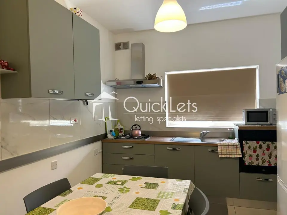 3 bedroom Maisonette to rent in Paola