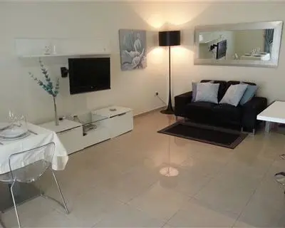 2 bedroom Apartment to rent in Sliema