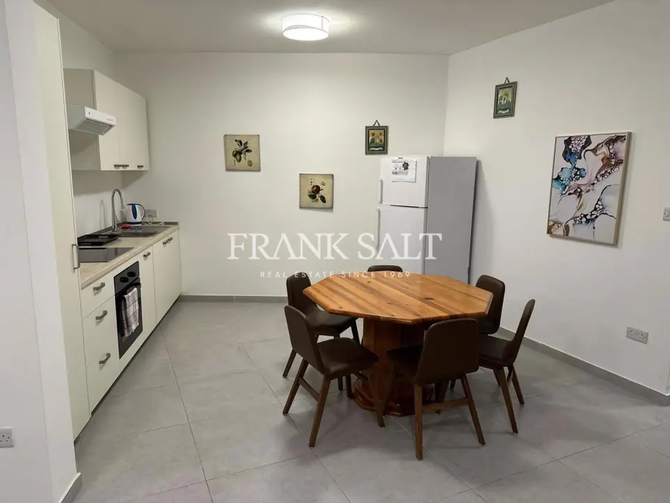 Swieqi, Furnished Apartment