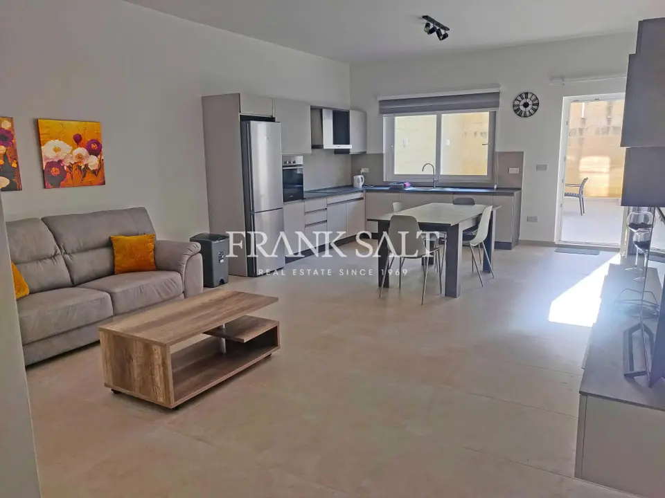 Zebbug, Furnished Maisonette