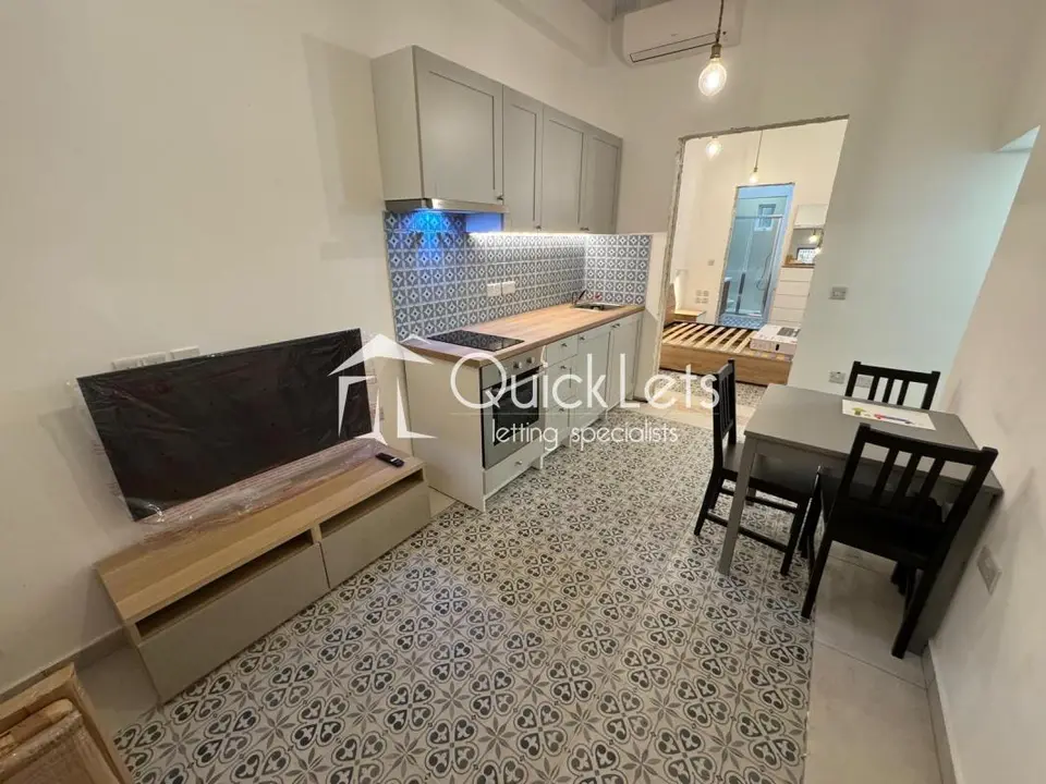 1 bedroom Maisonette to rent in Hamrun