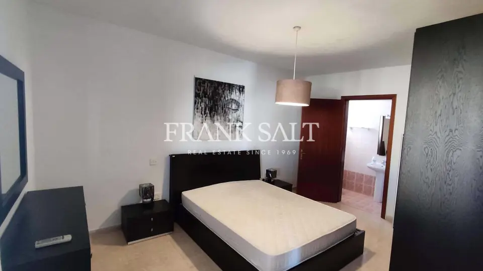Gzira, Furnished Penthouse