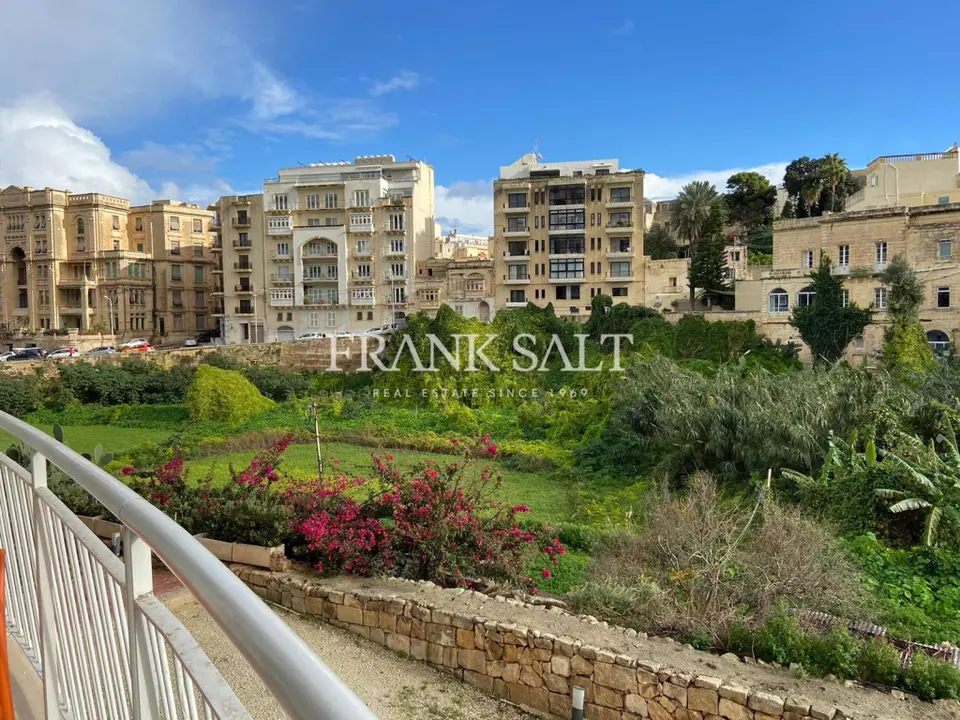 St Julians, Furnished Apartment