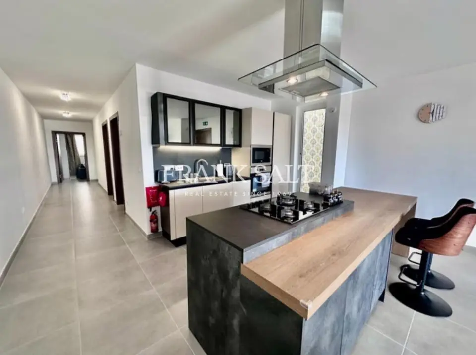 Marsaxlokk, Furnished Apartment