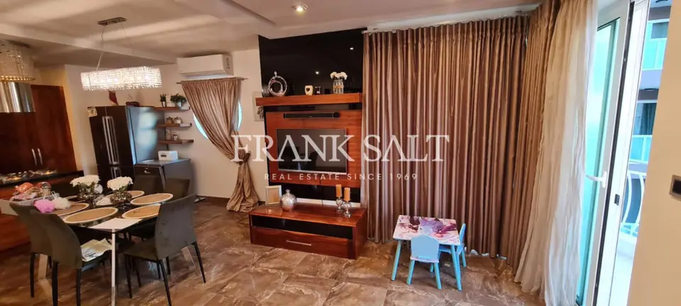 Mosta, Furnished Apartment