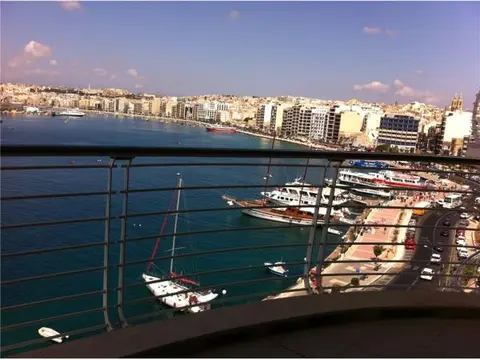3 bedroom Apartment to rent in Sliema