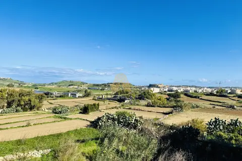 2 Bedroom Maisonette For Sale in Gozo - Santa Lucija