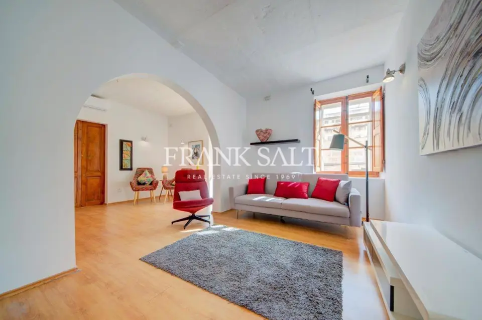 Cospicua, Furnished Apartment