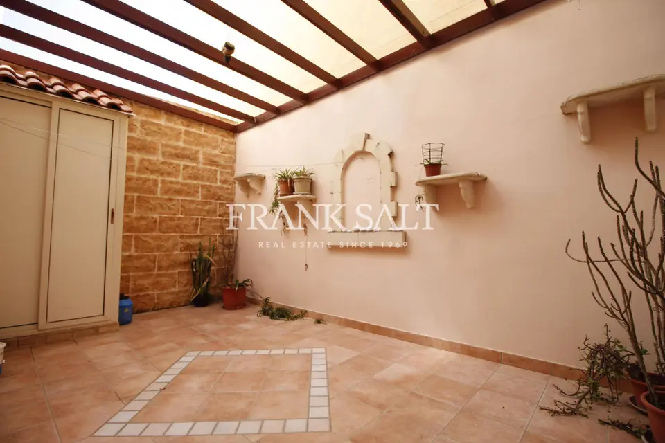 Birkirkara, Furnished Maisonette