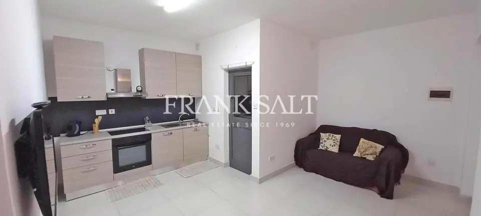 Qormi, Apartment