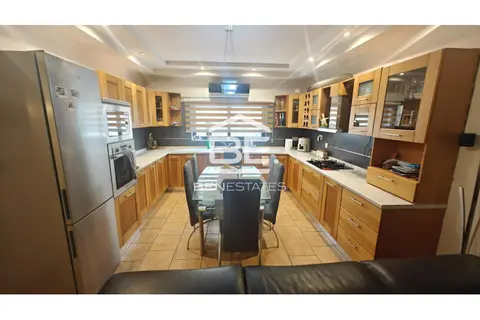 3 Bedroom Maisonette For Sale in Santa Venera