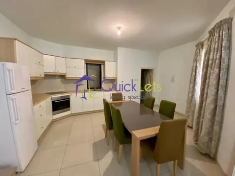 2 bedroom Maisonette to rent in Zurrieq