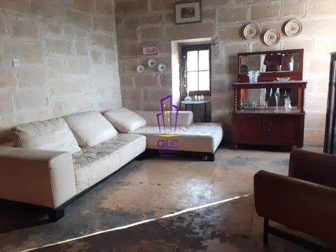 Commercial to rent in Rabat