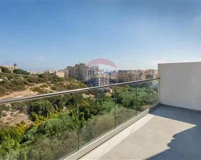 3 bedroom Apartment to rent in St Julian's