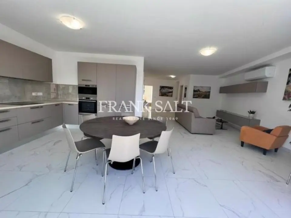 Swieqi, Furnished Apartment