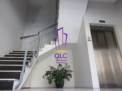 Office to rent in Luqa