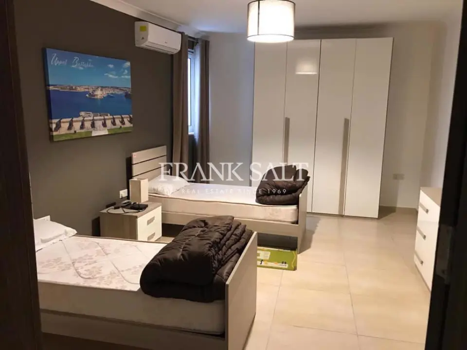Swieqi, Furnished Apartment
