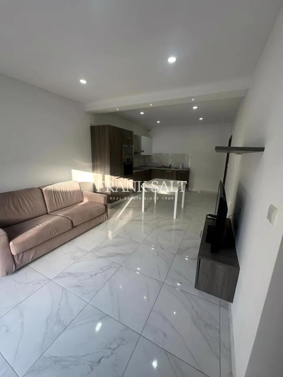 Kirkop, Furnished Maisonette