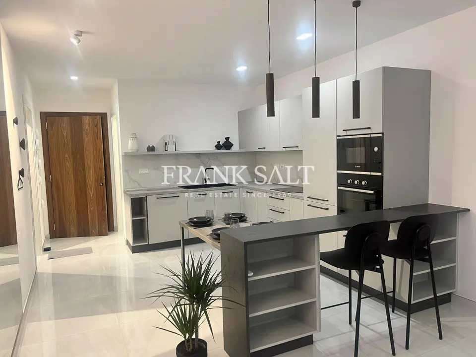 Qawra Furnished Apartment