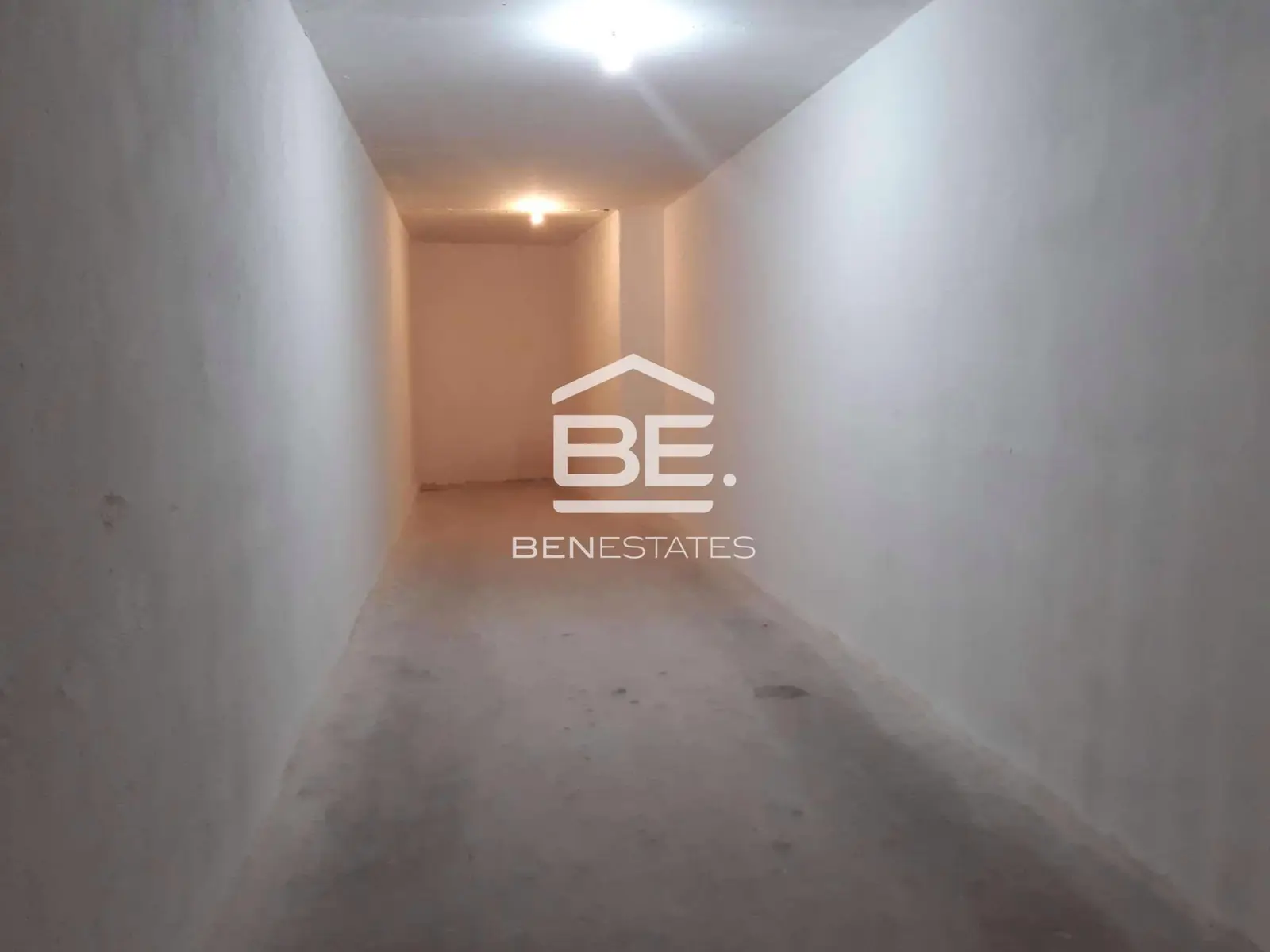 Garage for sale in Sliema