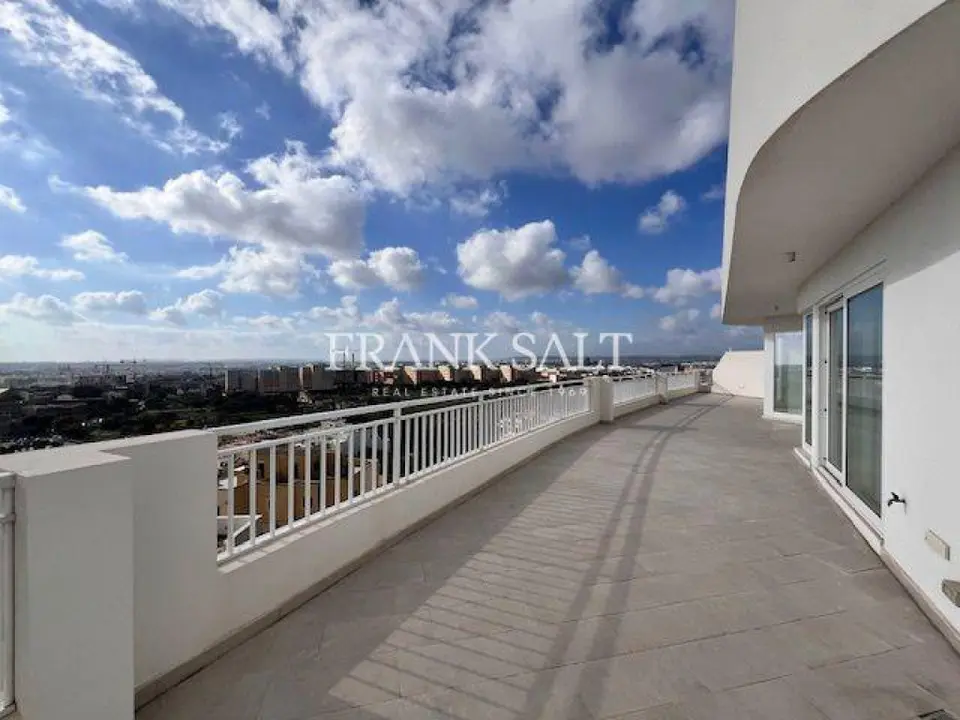 Kappara, Penthouse