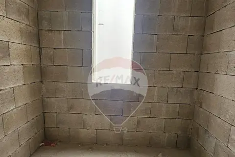 2 Bedroom Penthouse For Sale in Gzira