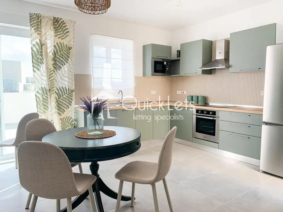 2 bedroom Penthouse to rent in Swieqi