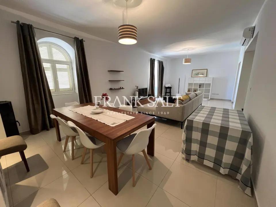 Sliema, Apartment