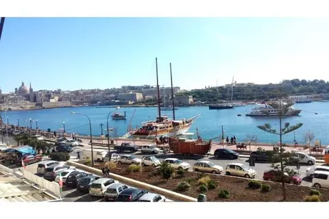 3 bedroom Apartment to rent in Sliema