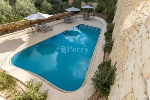 1 Bedroom Apartment For Sale in St Julian's