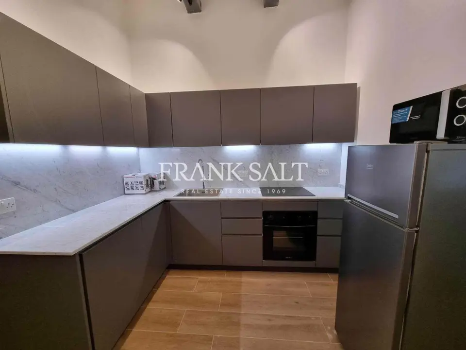 Valletta, Furnished Apartment