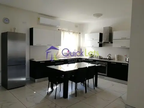 3 bedroom Apartment to rent in Zebbug