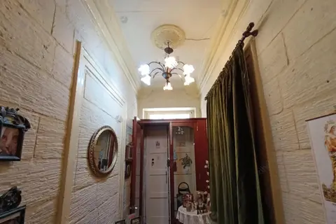 4 Bedroom Town House For Sale in Hamrun