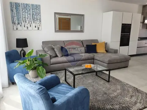 1 bedroom Penthouse to rent in Sliema
