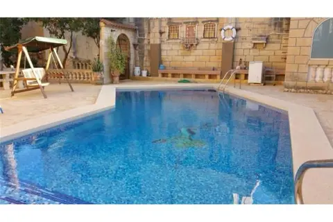 7 bedroom Villa Semi-detached for sale in Bahar Ic-Caghaq