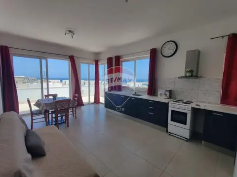 2 bedroom Penthouse to rent in Qawra