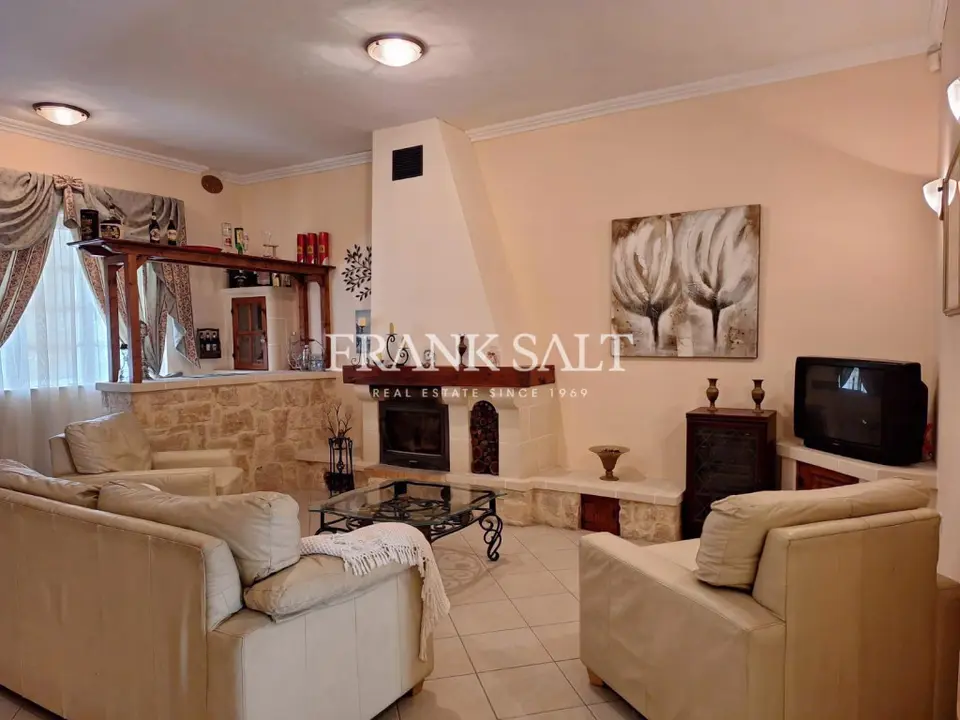 Zejtun, Furnished Terraced House